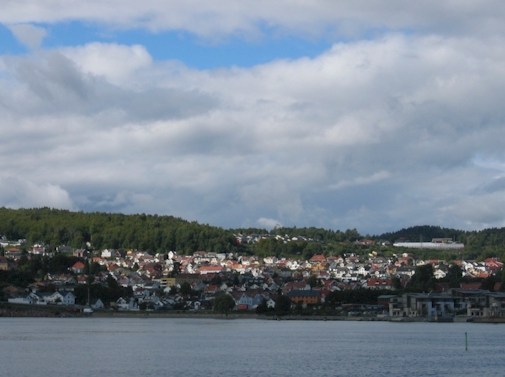 larvik tacoma